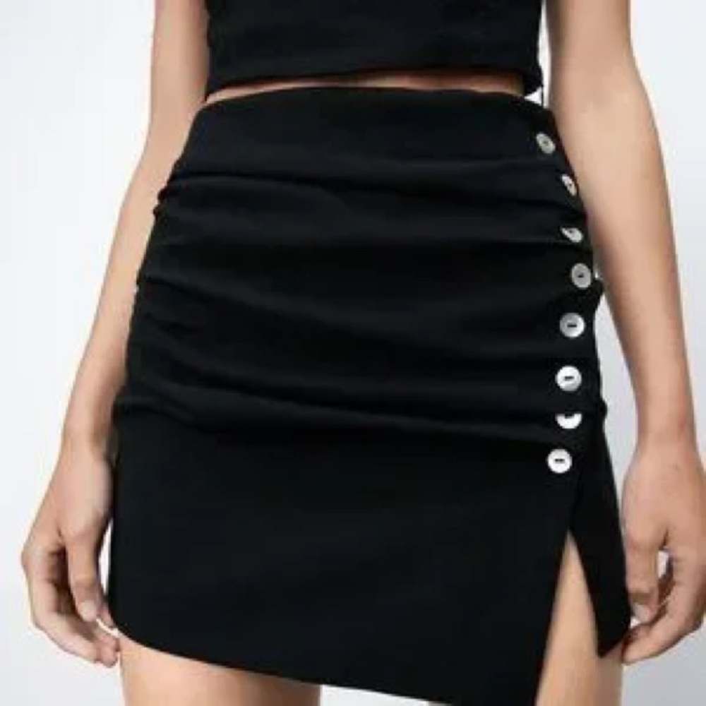 Zara Women Size XS Black Boho High Waist Button Front Ruched Mini Skirt NWT